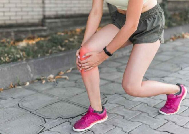 Managing Sharp Stabbing Pain in Knee that Comes and Goes | 2024